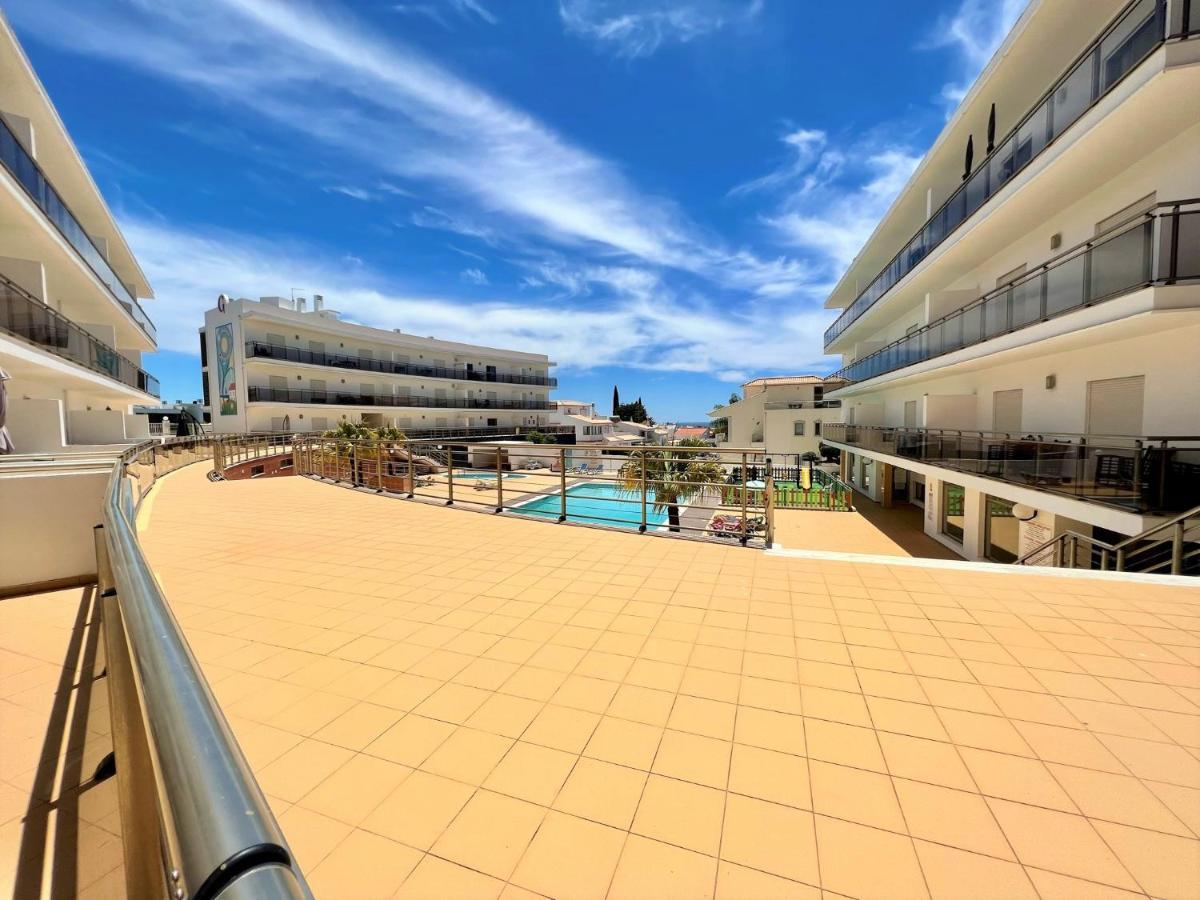 Albufeira Terrace With Pool By Homing Apartment Exterior photo