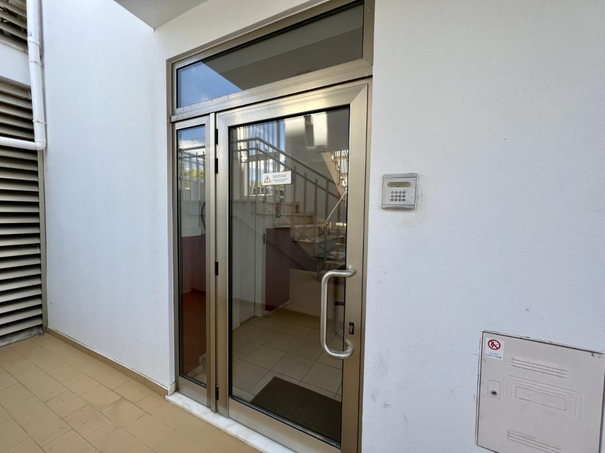 Albufeira Terrace With Pool By Homing Apartment Exterior photo